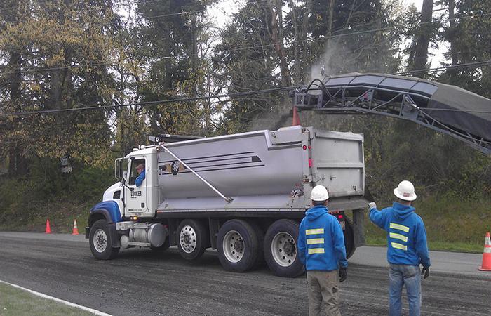 Best Federal Way asphalt sealer in WA near 98003