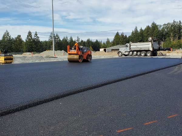 Reliable Lakewood asphalt sealer in WA near 80226